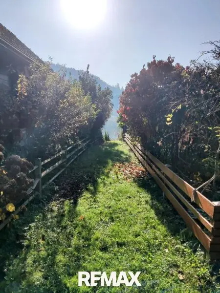 ZugangSilberseeGegenüberHaus