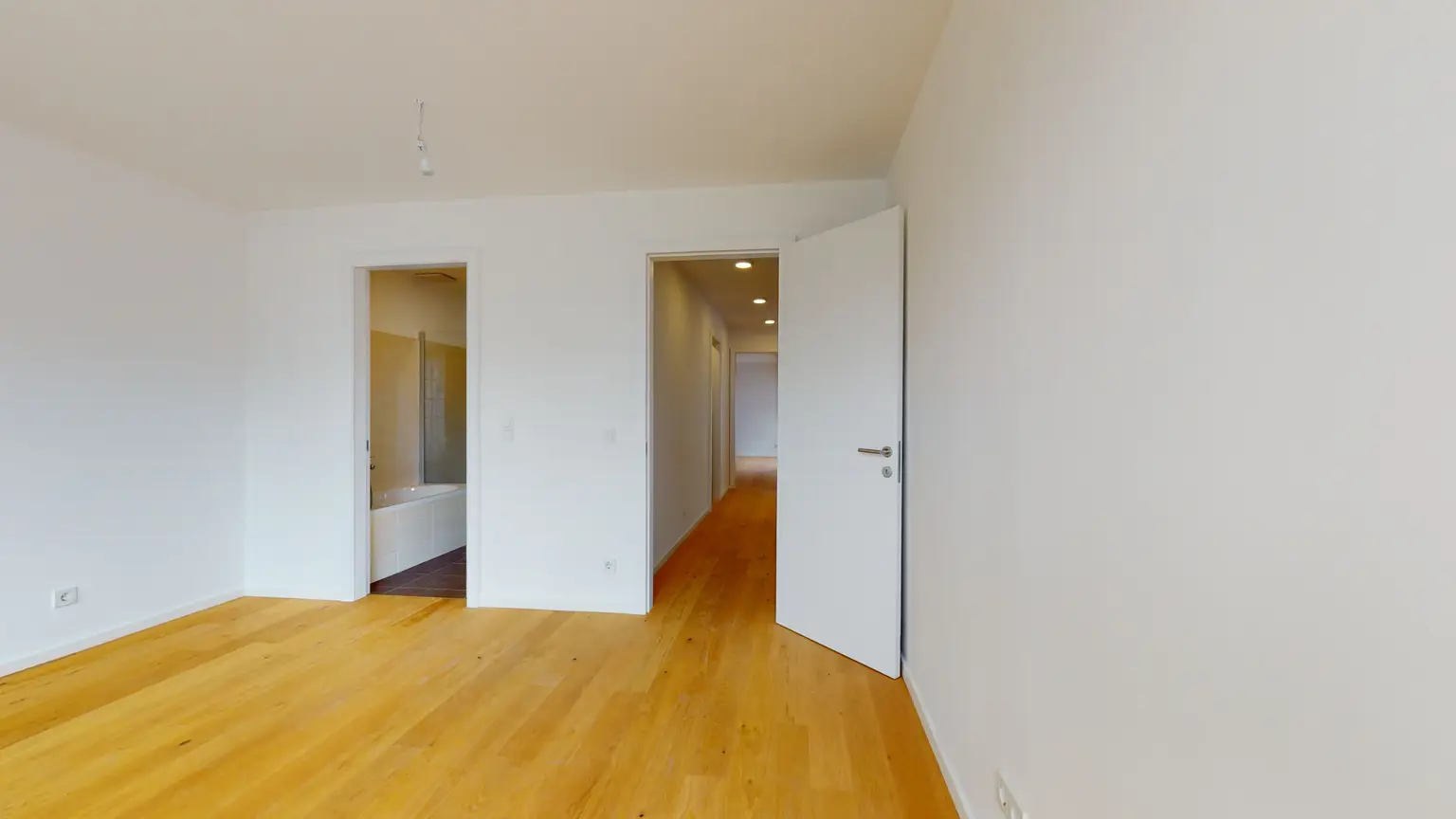 "Urban Oasis" - Moderne DG-Wohnung mit unvergleichlicher Dachterrasse