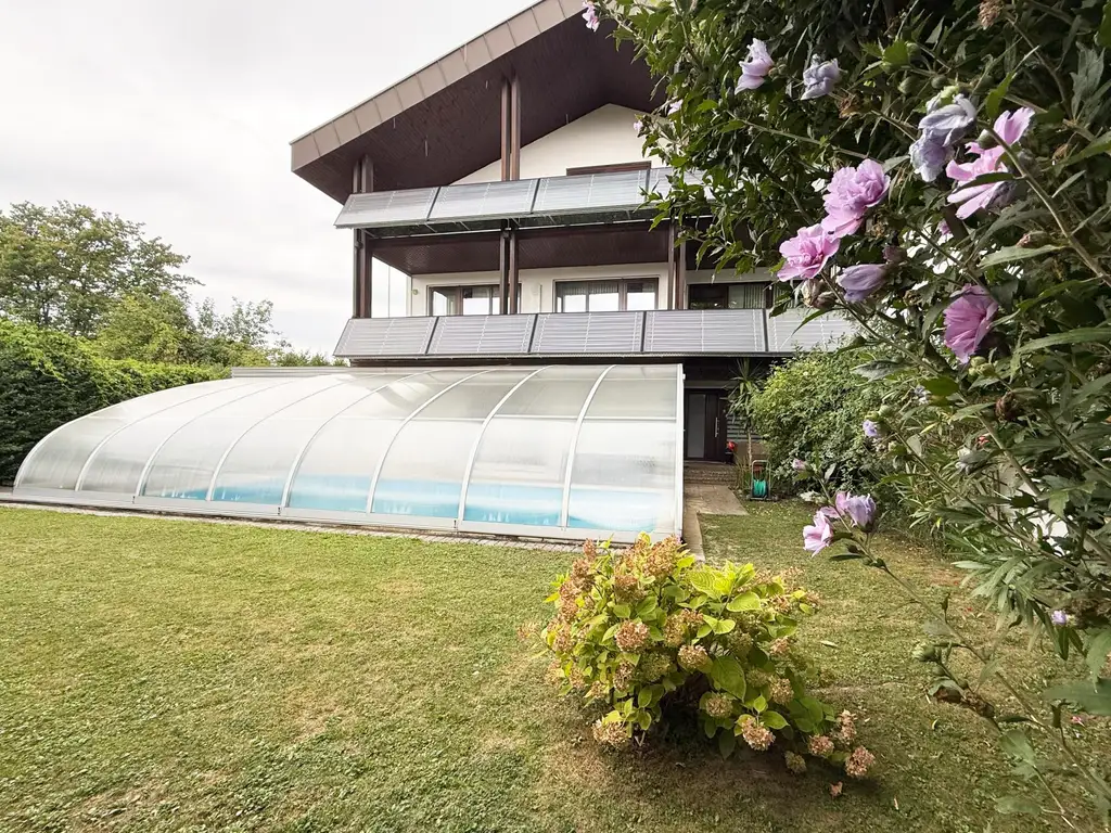 Mondänes Einfamilienhaus inmitten von Pöchlarn - Pool, Garten & Wellness inklusive!