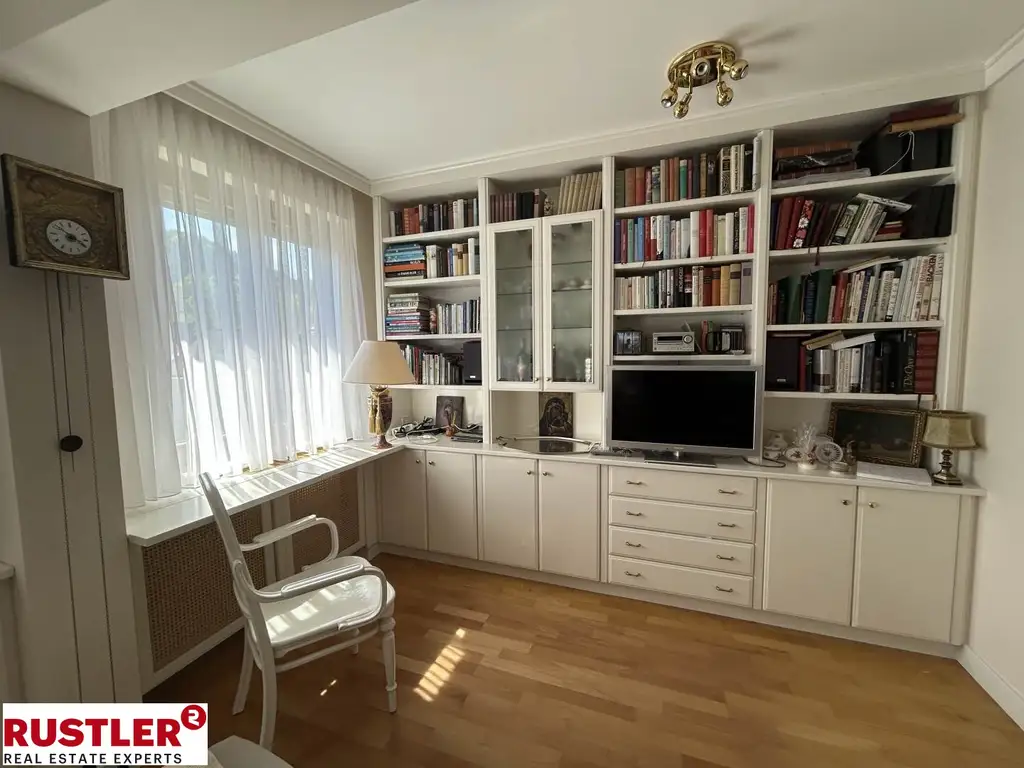 Großzügige 2 Zimmerwohnung mit Loggia