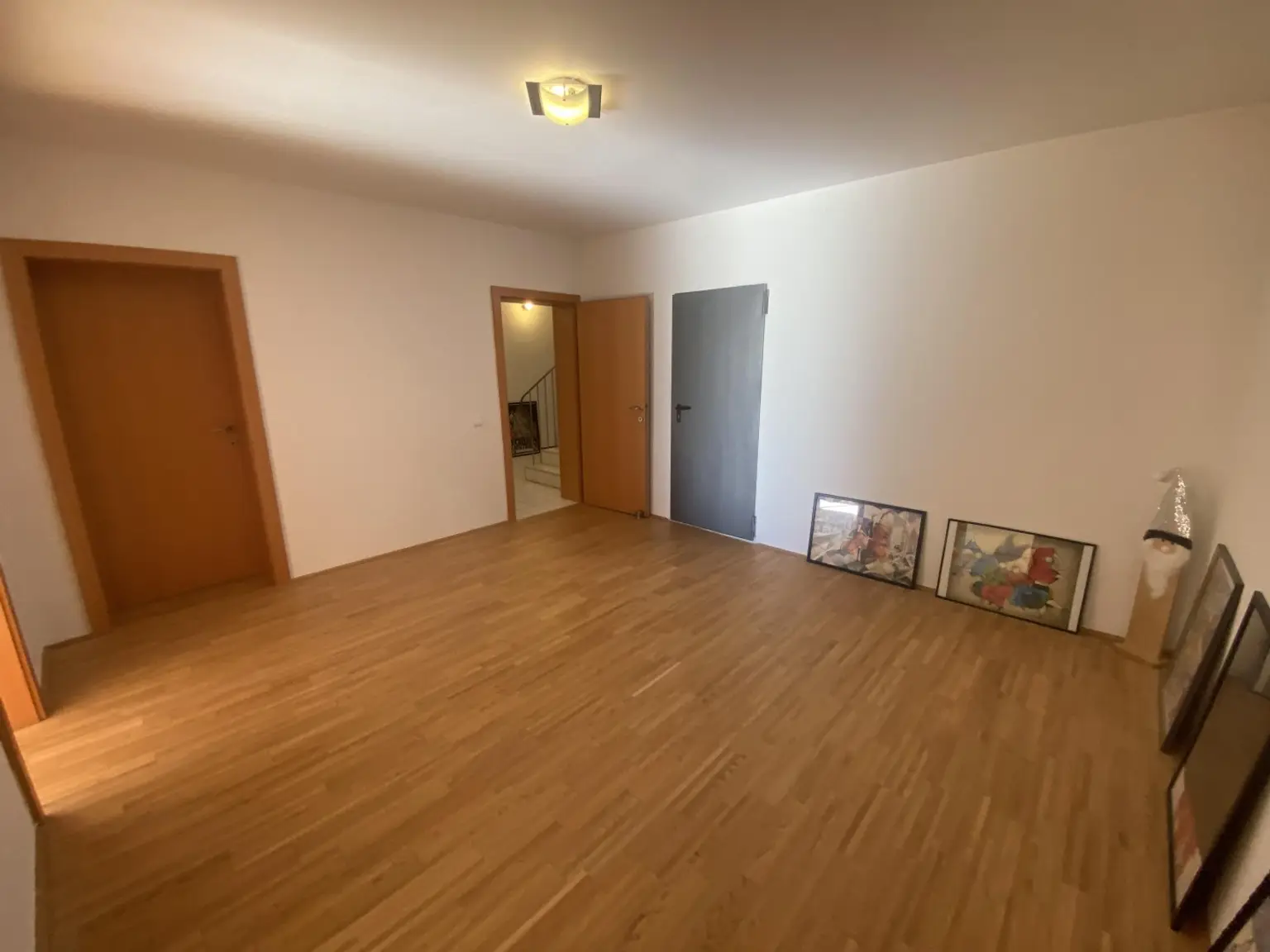 "Energieeffiziente Villa in schöner Lage"