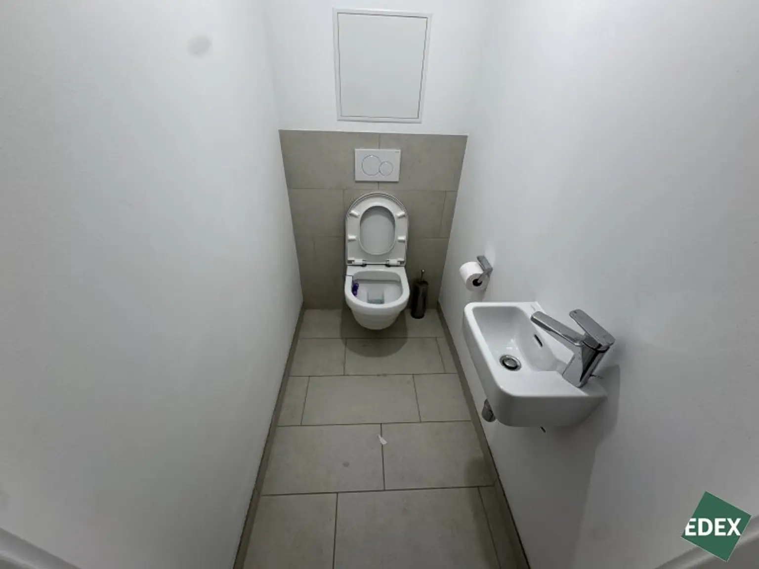 2-Zimmer-Wohnung mit Balkon direkt bei der U3 - perfekt für Singles oder Paare