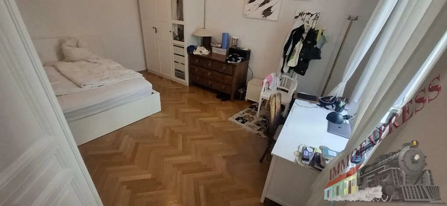 Wunderschöne. unbefristete 3 -Zimmer Wohnung mit extra Küche in toller Lage des 9.Bezirkes