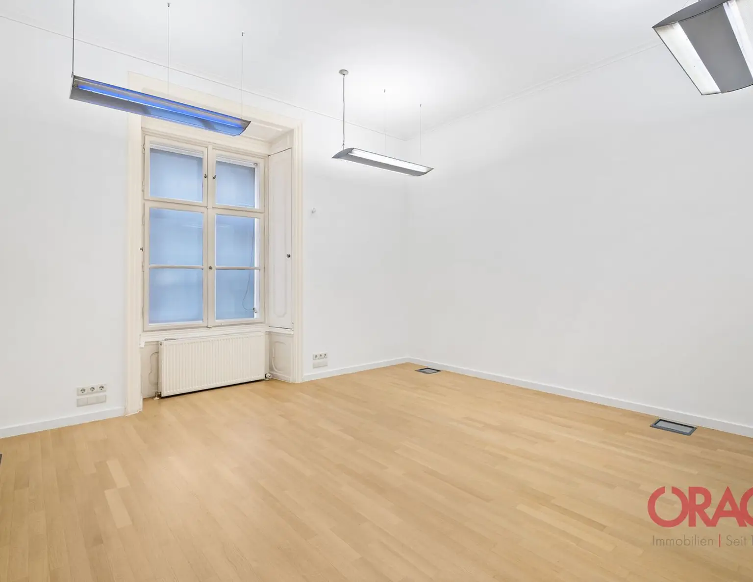 Altbau Büro in einem Palais, in der Wiener Innenstadt 1010, zu mieten