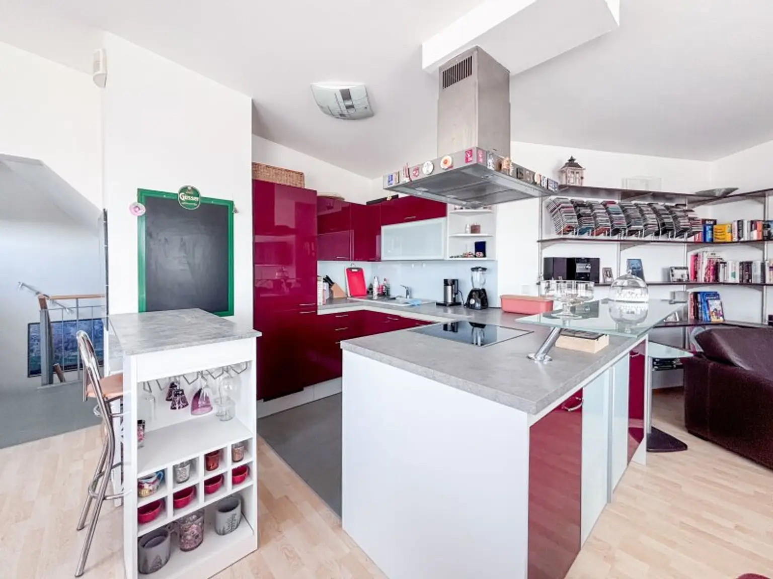 Sonnige DG-Maisonette-Wohnung in Stockerau – viel Platz für die ganze Familie!