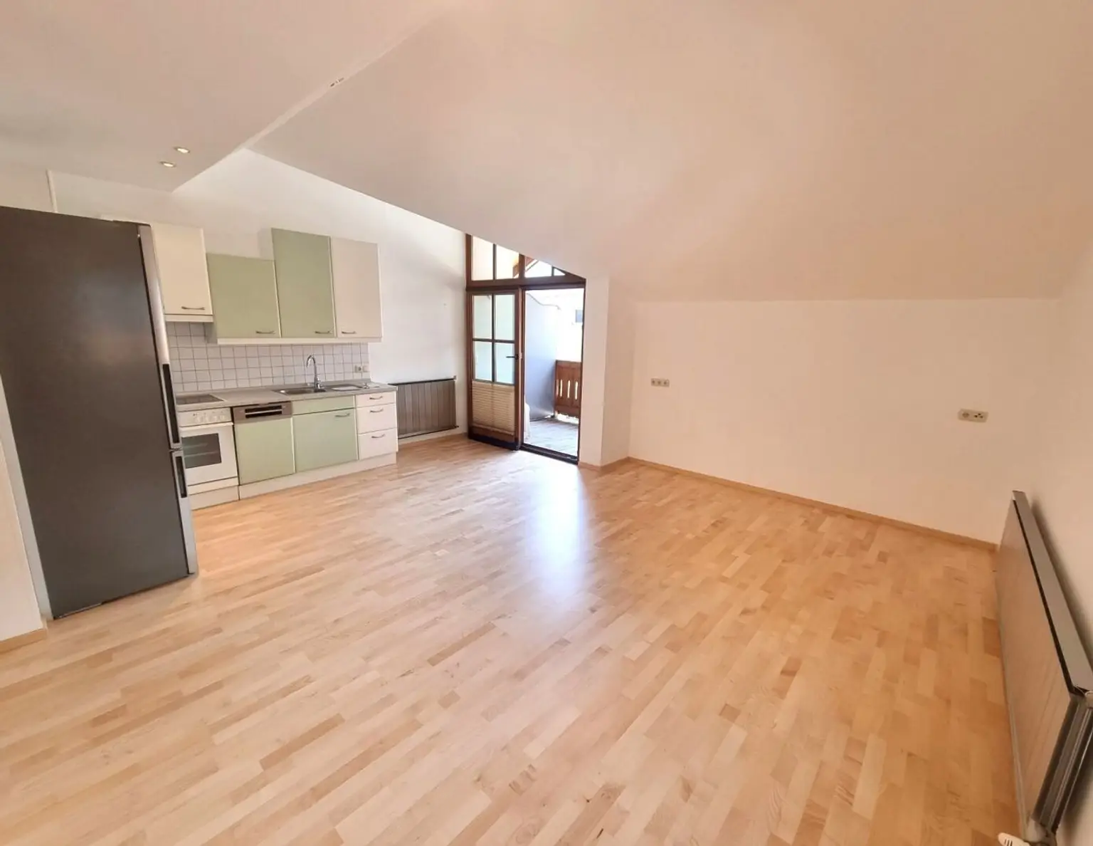 2,5 Zimmer Wohnung mit Balkon in Goldegg-Weng