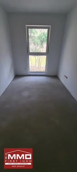 ***ERSTBEZUGS-DOPPELHAUSHÄLFTE DIREKT AM WASSER MIT SÜD-GARTEN!***