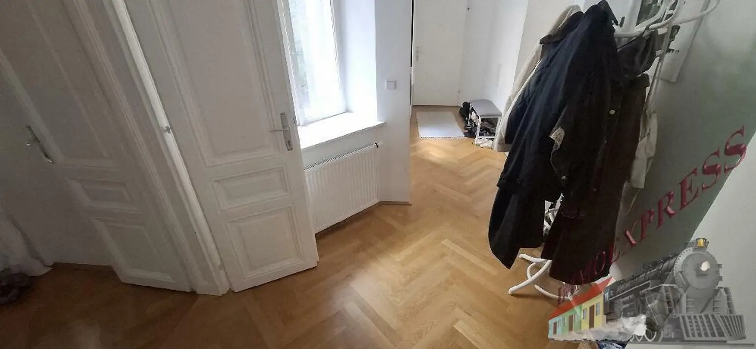 Wunderschöne. unbefristete 3 -Zimmer Wohnung mit extra Küche in toller Lage des 9.Bezirkes