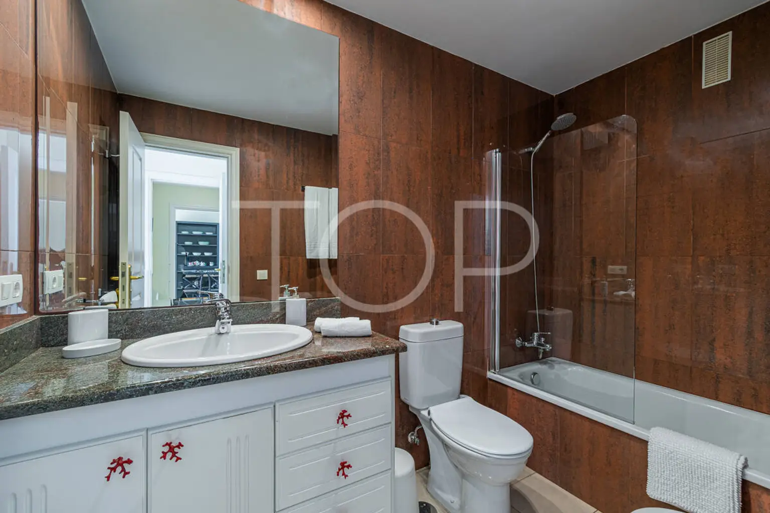 Apartment-El-Duque-xxx-Tenerife-4