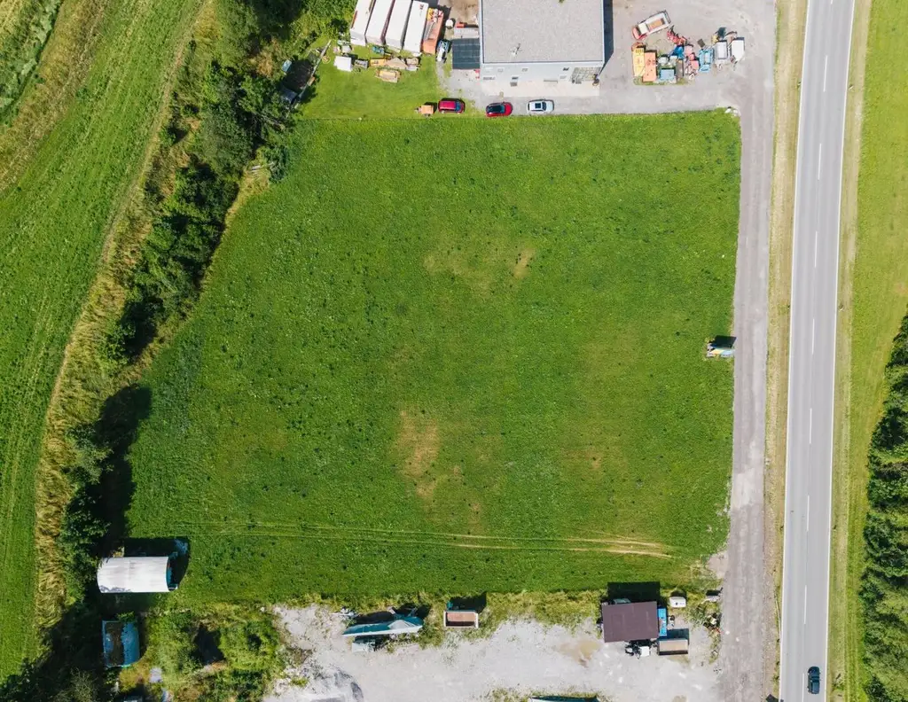 Gewerbegrundstück im Dreiländereck - Beste Lage direkt an der B180 in Pfunds !Flexible Flächen ab 1000m²!