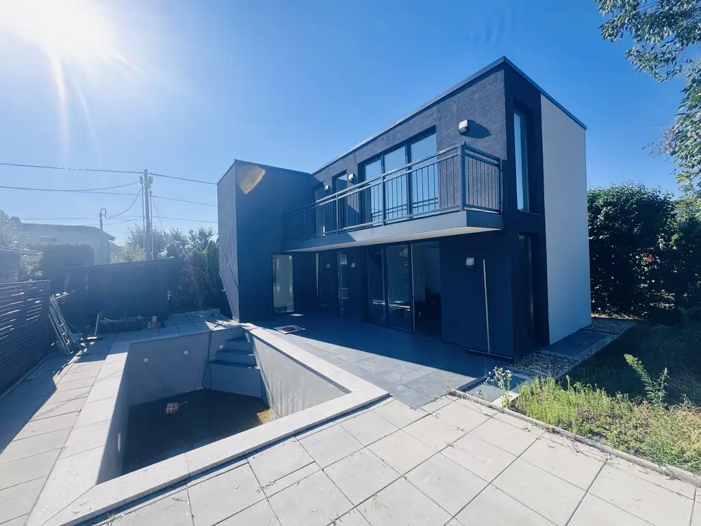 Modernes Kleingartenhaus mit Pool & großem Keller in Ruhelage von Floridsdorf