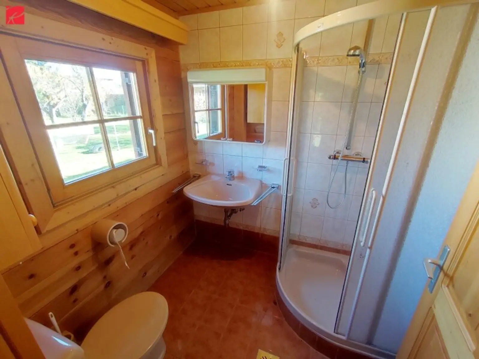 Sonniger Wohntraum auf großzügigem Grundstück!