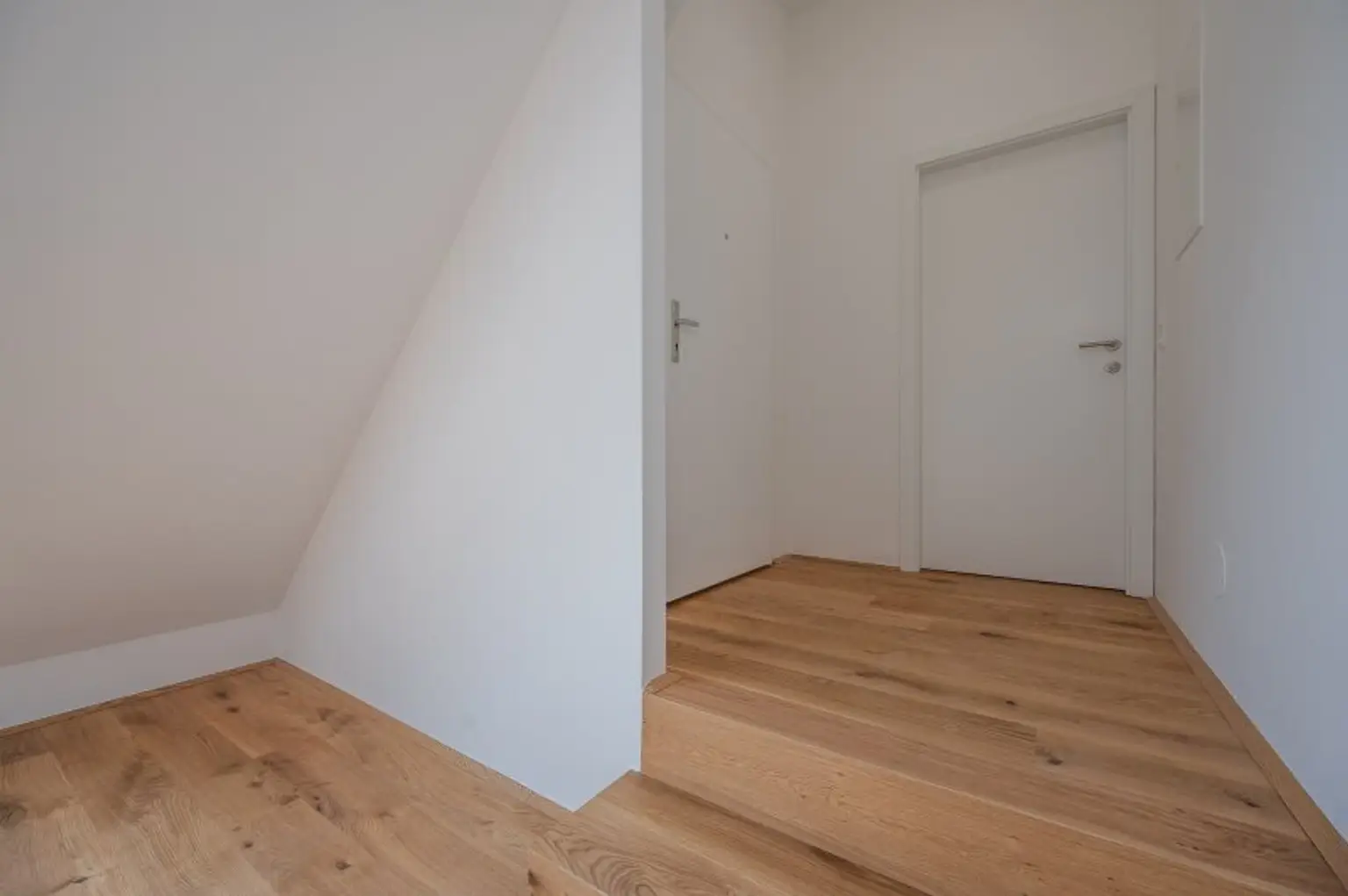 ++FonteFlats++ Außergewöhnlicher 4-Zimmer Dachgeschoss-ERSTBEZUG mit großartiger Dachterrasse