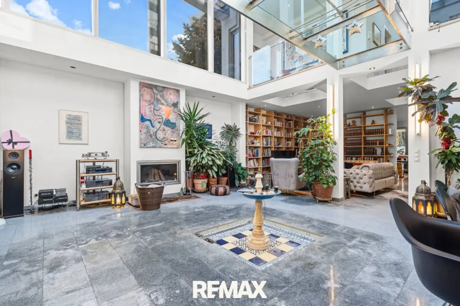 Wohnzimmer-Bibliothek
