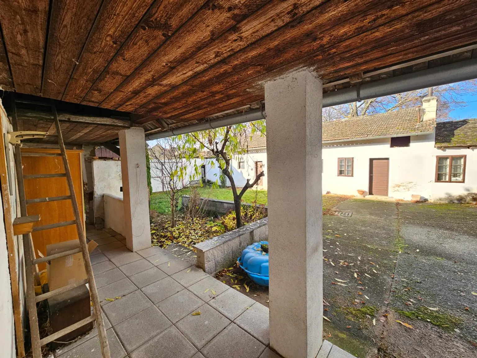 Gepflegtes Haus mit Stadel und Nebenräumen