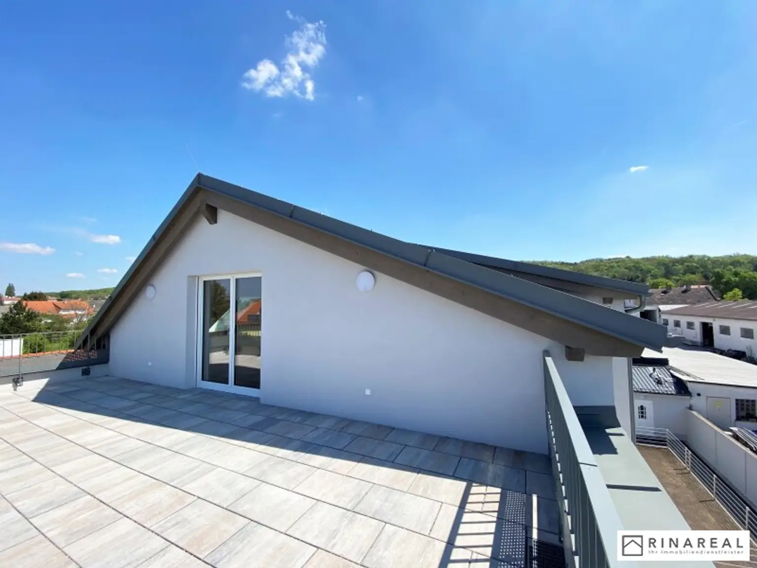 NEUBAU - Erstbezug | Penthouse | 4 Zimmer mit Terrasse | Schlüsselfertige Ausführung | Zentralheizung: Luftwärmepumpe | Neugasse