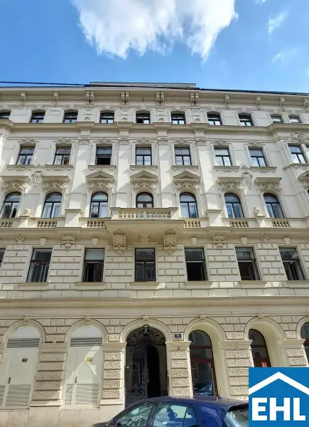Traumhafte 3-Zimmer-Maisonette im Dachgeschoss mit Dachterrasse im Servitenviertel - U4 Nähe!