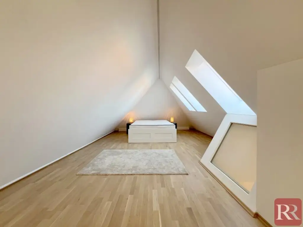 Exklusive Dachgeschosswohnung im Herzen von Klosterneuburg