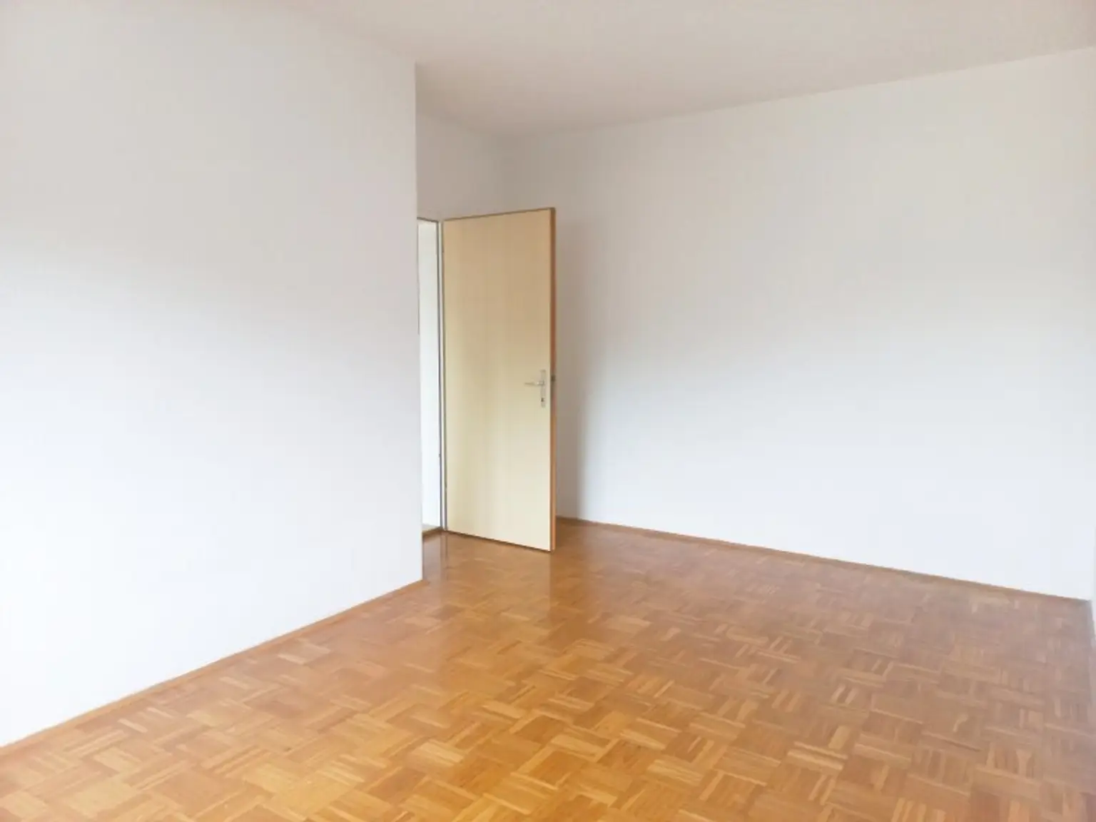 3-Zimmer-Wohnung im Dachgeschoss mit 2 Balkonen in Innsbruck-Wilten zu kaufen