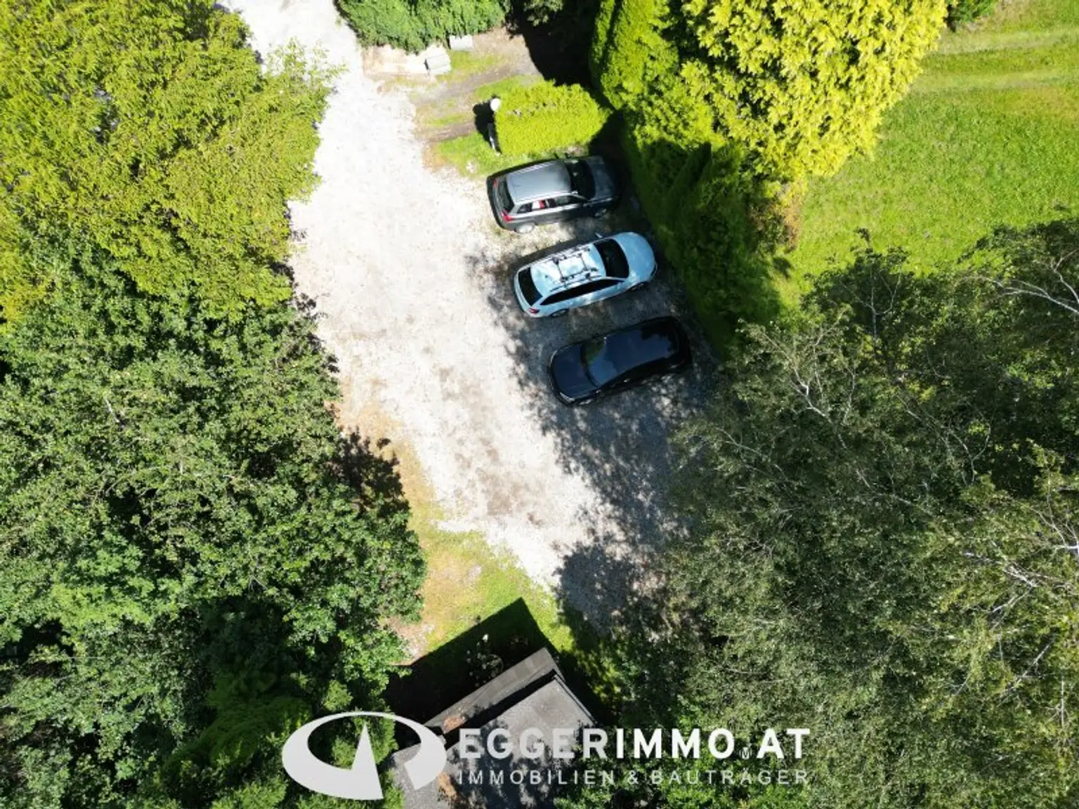 Attractive Apartment House – Ideal for Investors & Owner-Operators in Bruck a. d. Großglocknerstraße.