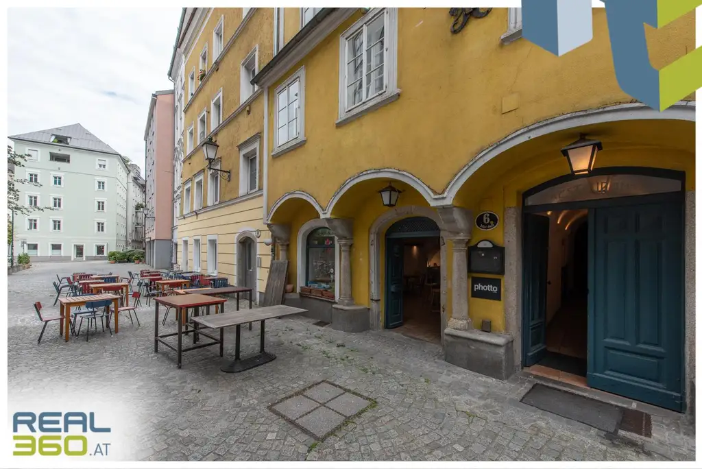 Sehr gut gelegenen Gastronomiefläche mit Gastgarten zum sofortigen Start zu vermieten!