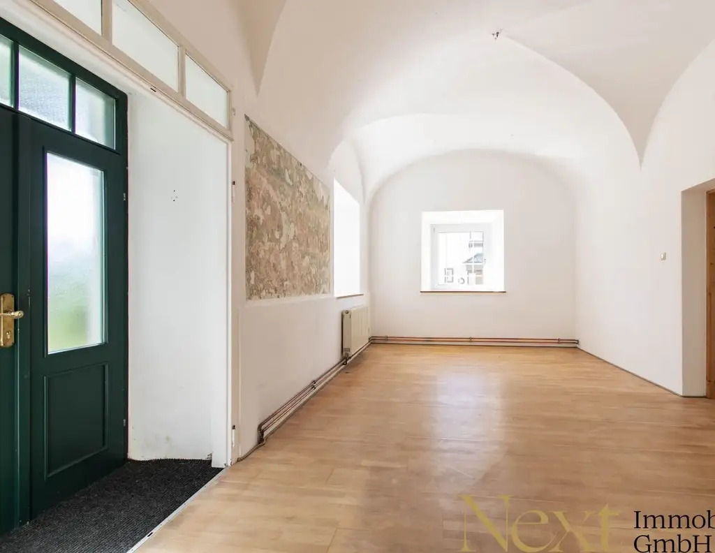 Charmante Büro- bzw. Praxisfläche mit Gewölbedecken im Painherrnhof in Leonding zu vermieten!