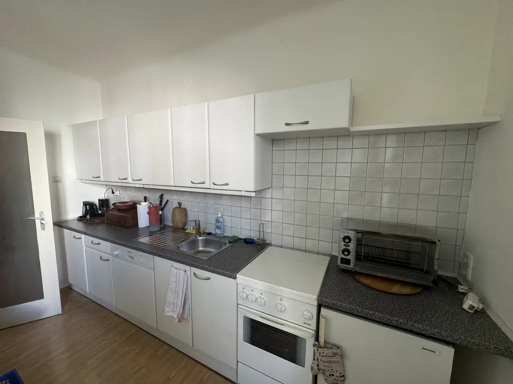 Renovierungsbedürftige 1-Zimmer-Wohnung mit Loggia in 1020 Wien! Ideal für Ihre Ideen!