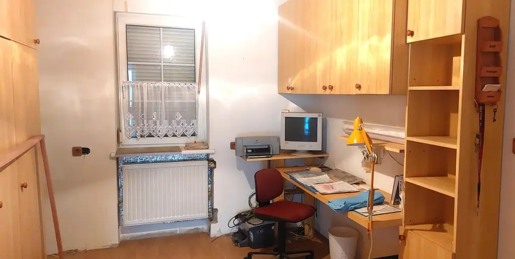 Einfamilienhaus mit doppelgeschoßigem Zubau