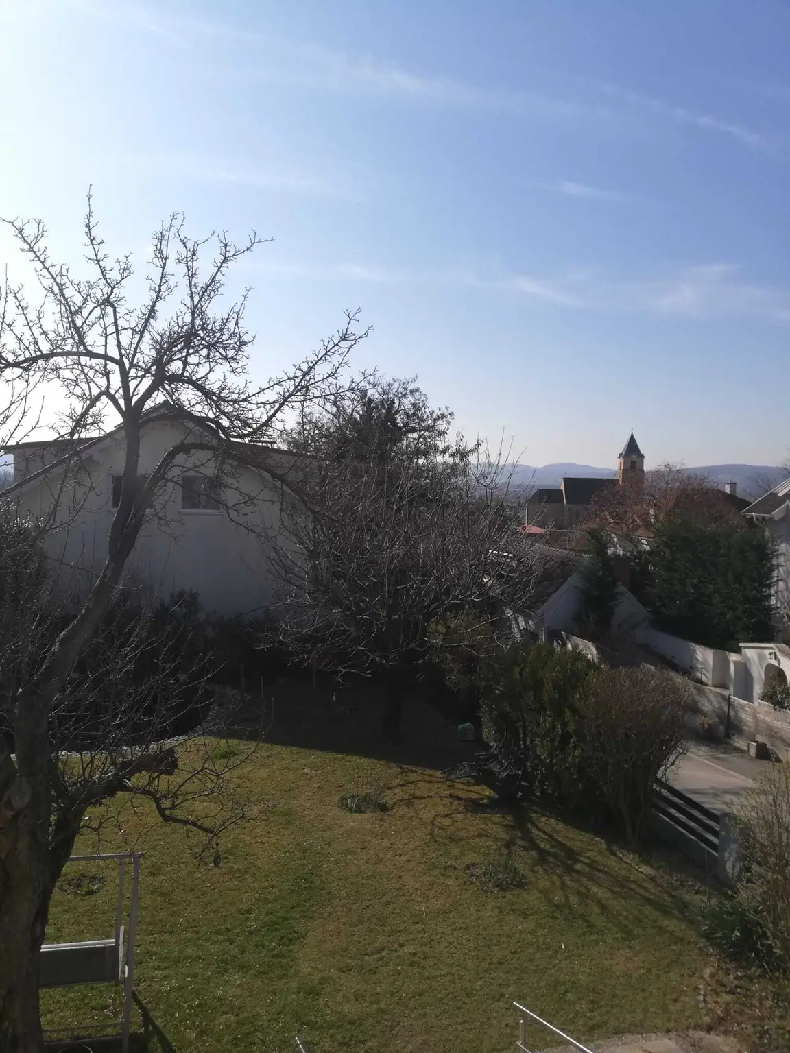 Leobendorf - Mietwohnung mit Blick ins Grüne, Region 10 Minuten vor Wien