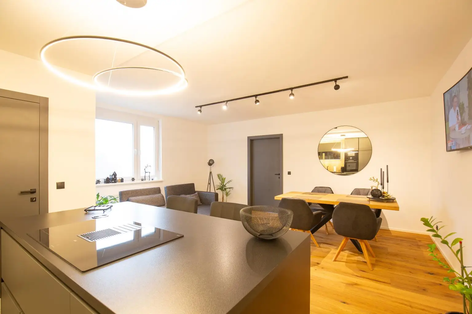 Wohn-/Koch-/Essbereich