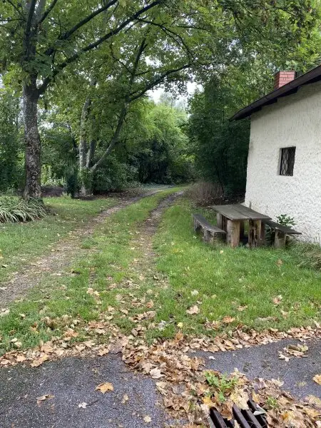 Idyllisches Kleinhaus mit Gewölbekeller in Neudorf im Weinviertel