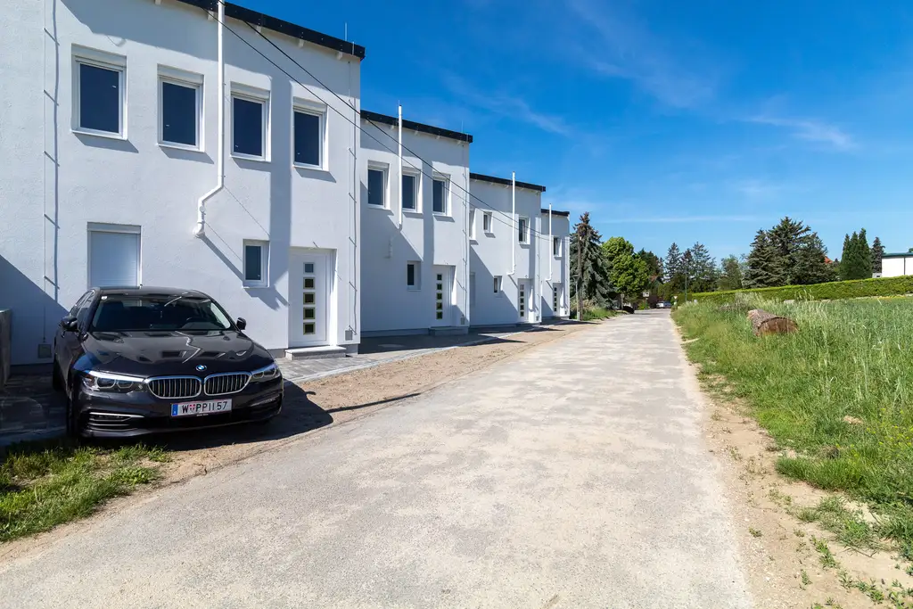 DOPPELHAUSHÄLFTE im GRÜNEN - MIETE oder KAUF!