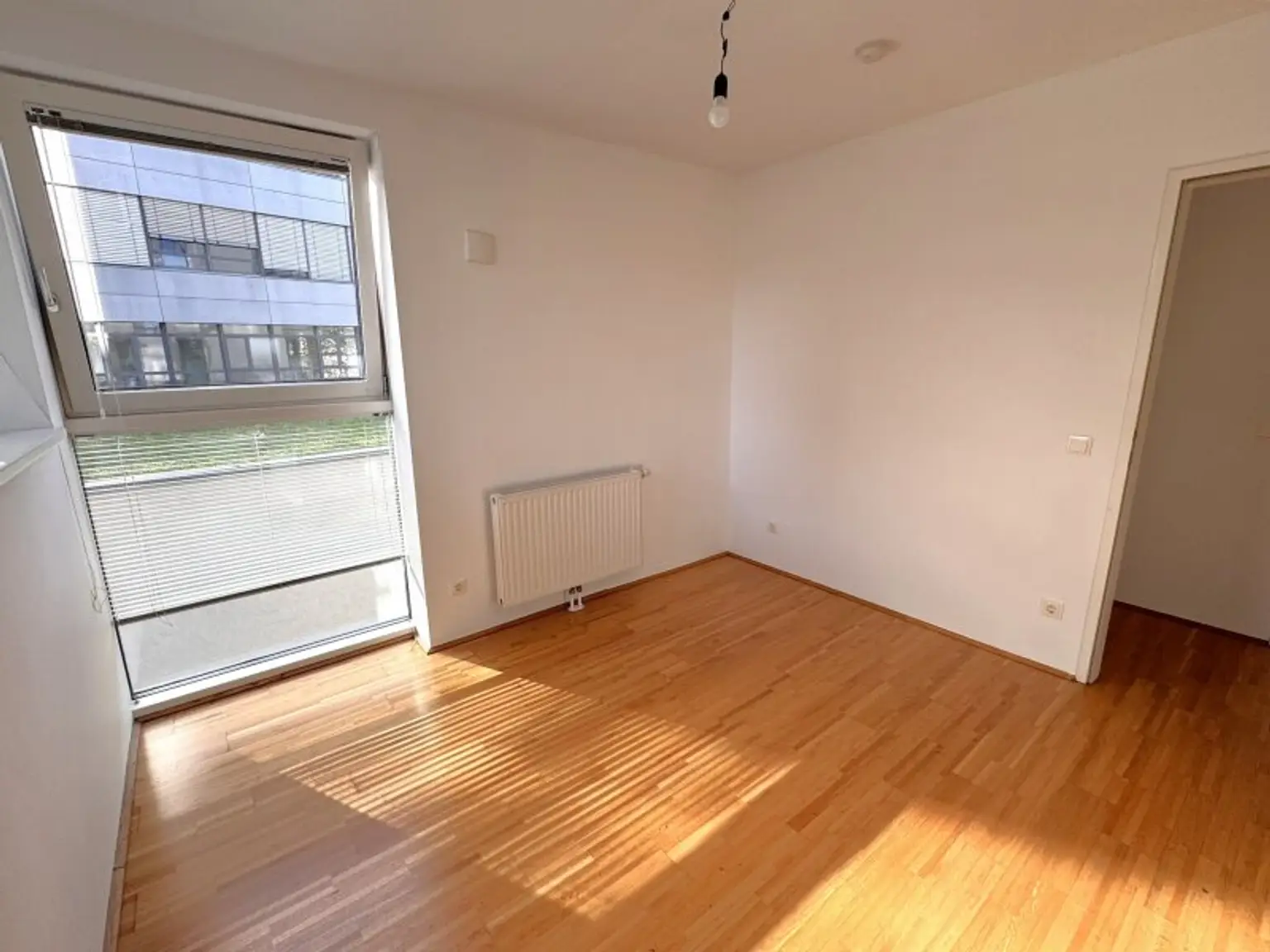 Arbeits- oder Kinderzimmer