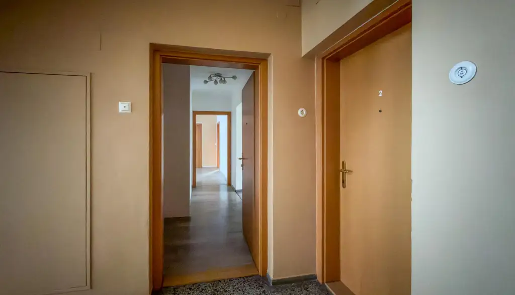 Modernisierte Erdgeschosswohnung mit zwei Balkonen, Gartenmitnutzung & durchdachtem Grundriss