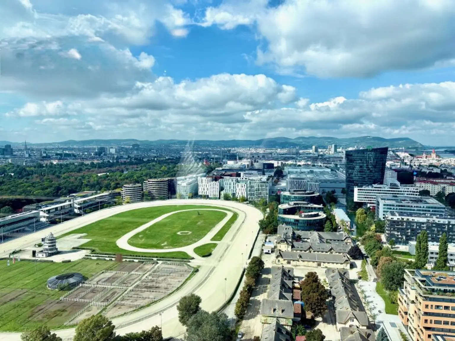 LEBENSQUALITÄT 2.0 - LUXUSWOHNUNG IM PRESTIGE-PROJEKT "GRÜNBLICK"