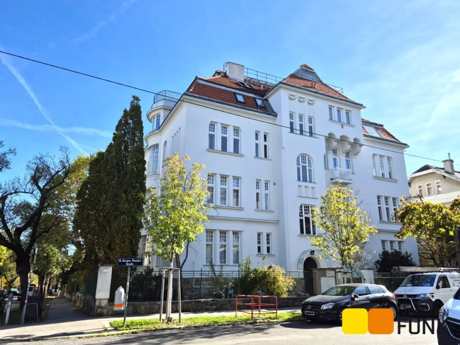 Herrschaftliche 5-Zimmerwohnung mit Balkon