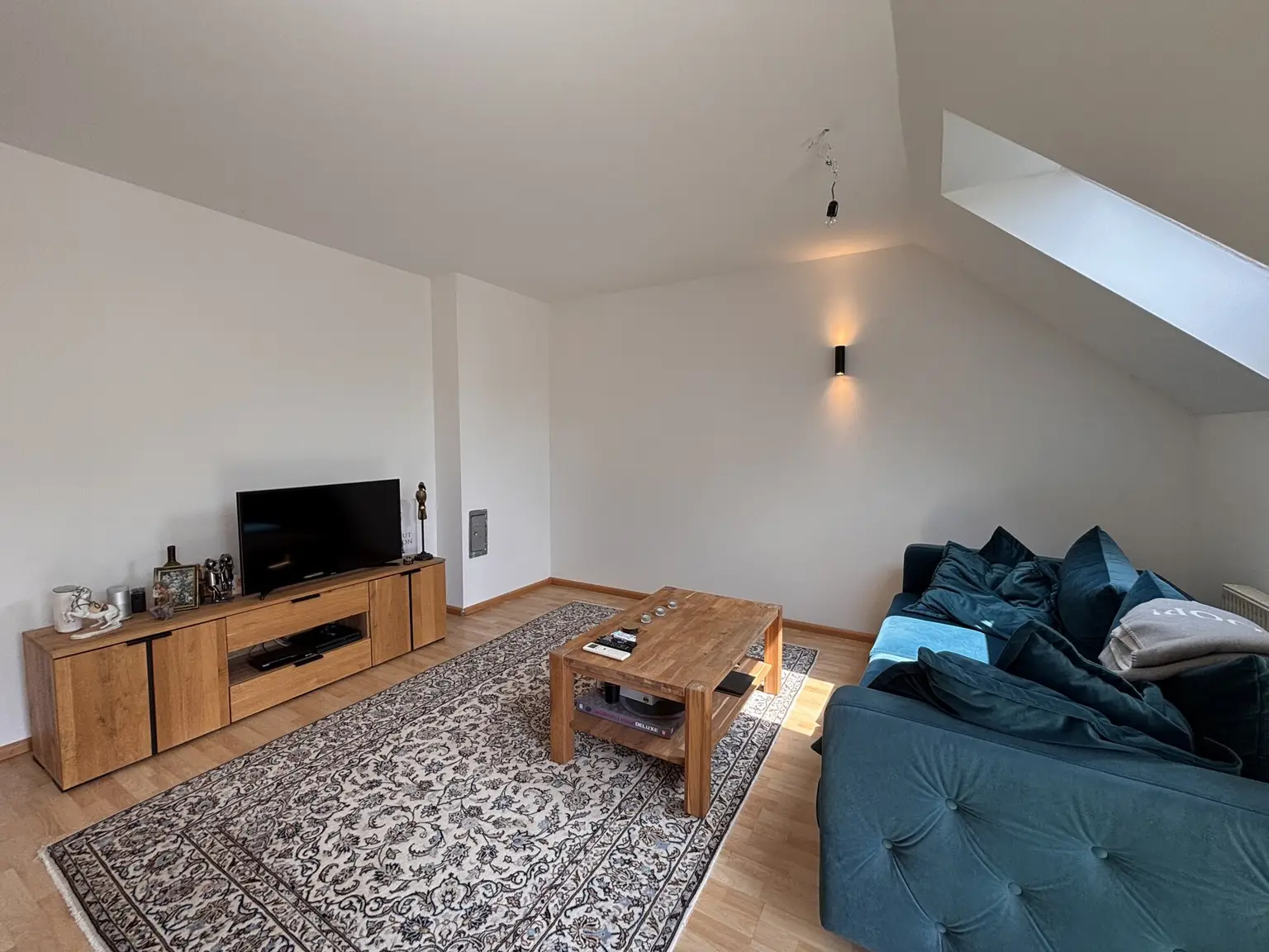 3 Zimmer mit Balkon & Parkplatz