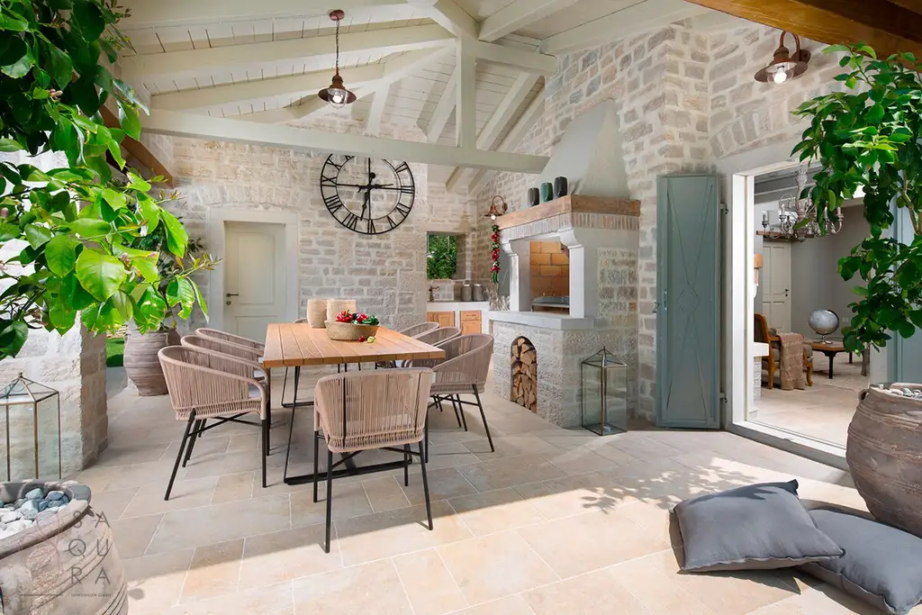 Steinvilla mit Pool in Kanfanar – Mediterraner Charme trifft modernen Luxus