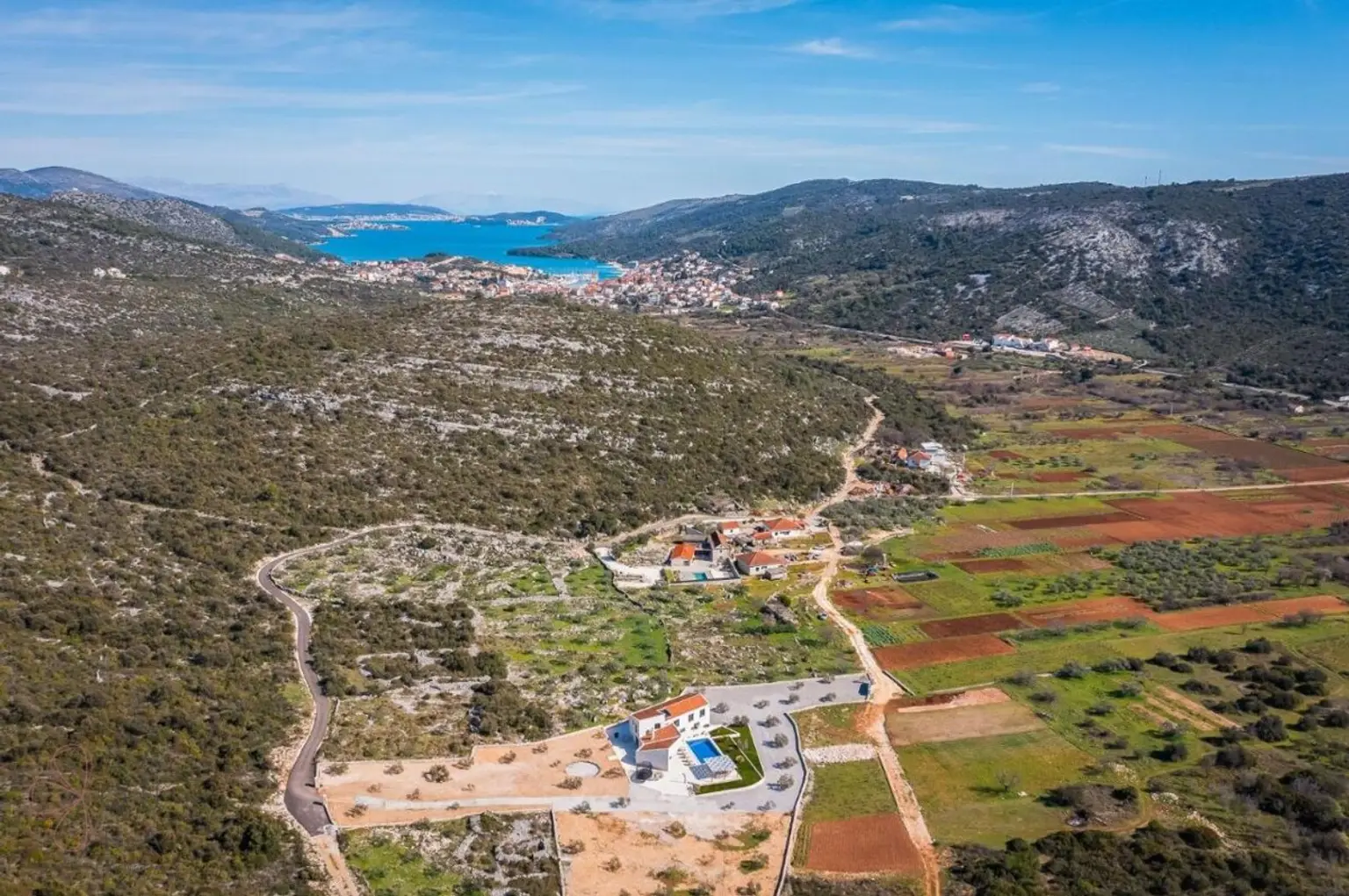 Family House Marina – Ihr mediterraner Rückzugsort mit Potenzial