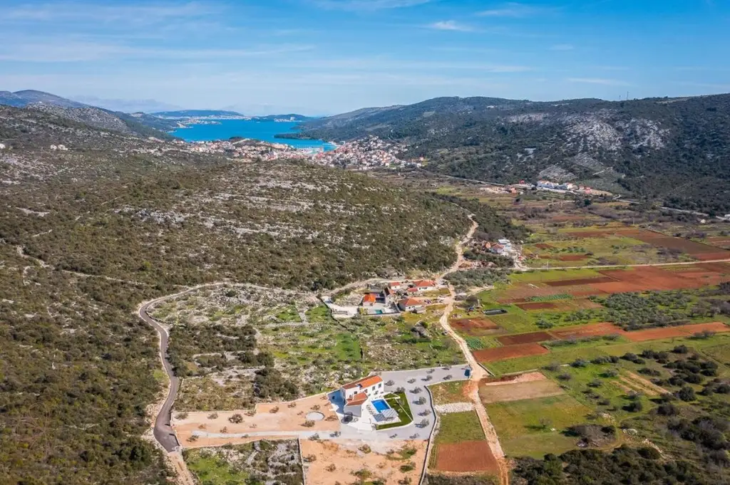 Family House Marina – Ihr mediterraner Rückzugsort mit Potenzial