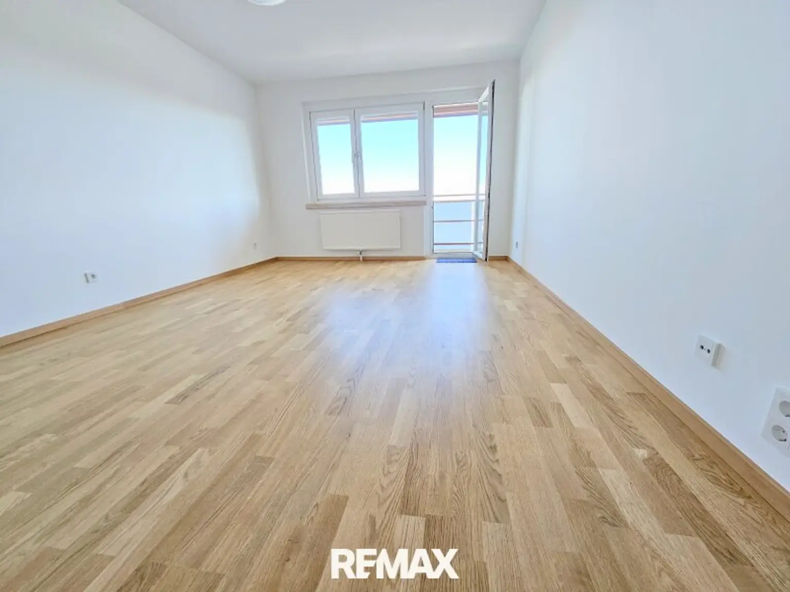 Südseitiges Wohnzimmer