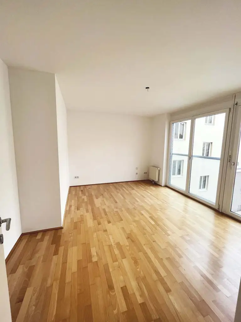 Neubau-Wohnung mit 3 Zimmern und Balkon in Ruhelage - mitten im 9. Bezirk!