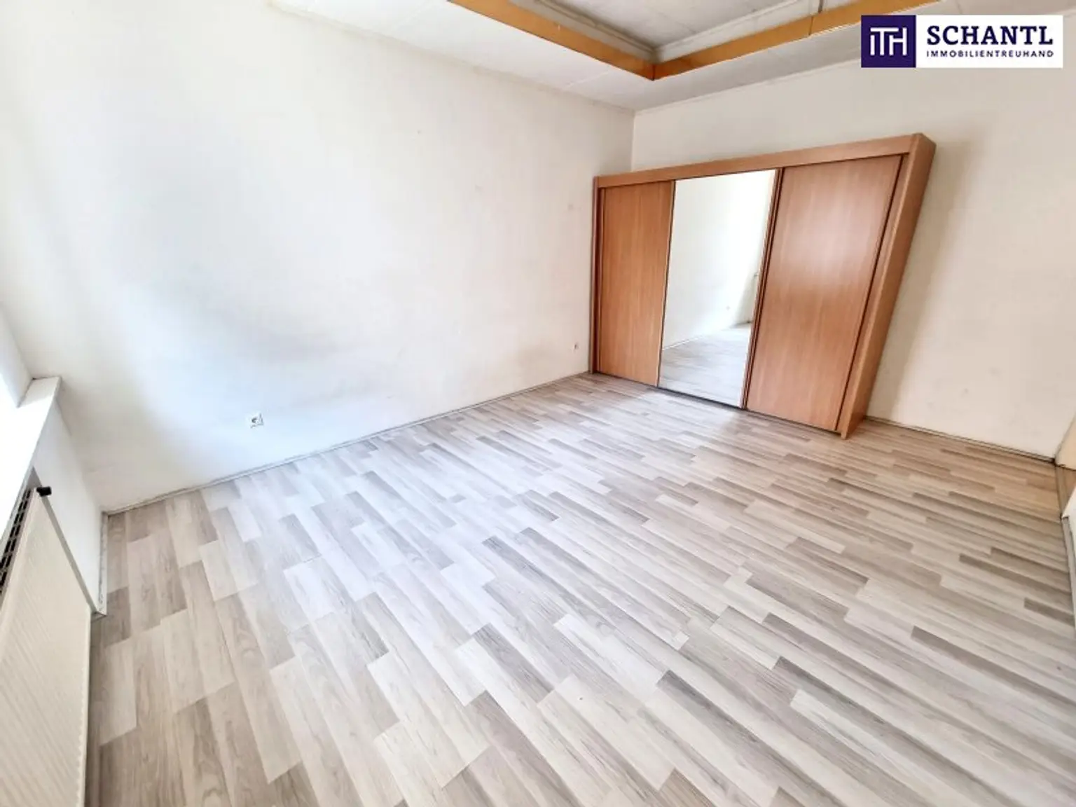 Schön ist was anderes. Aber das wird schon! Ideale 1-Zimmer-Wohnung in 1030 Wien - Selbst Gestalten - Sanierungsbedürftige Altbauwohnung! U-Bahn ums Eck + Traumhaft renoviertes Altbauhaus + Optimalste Infrastruktur und…