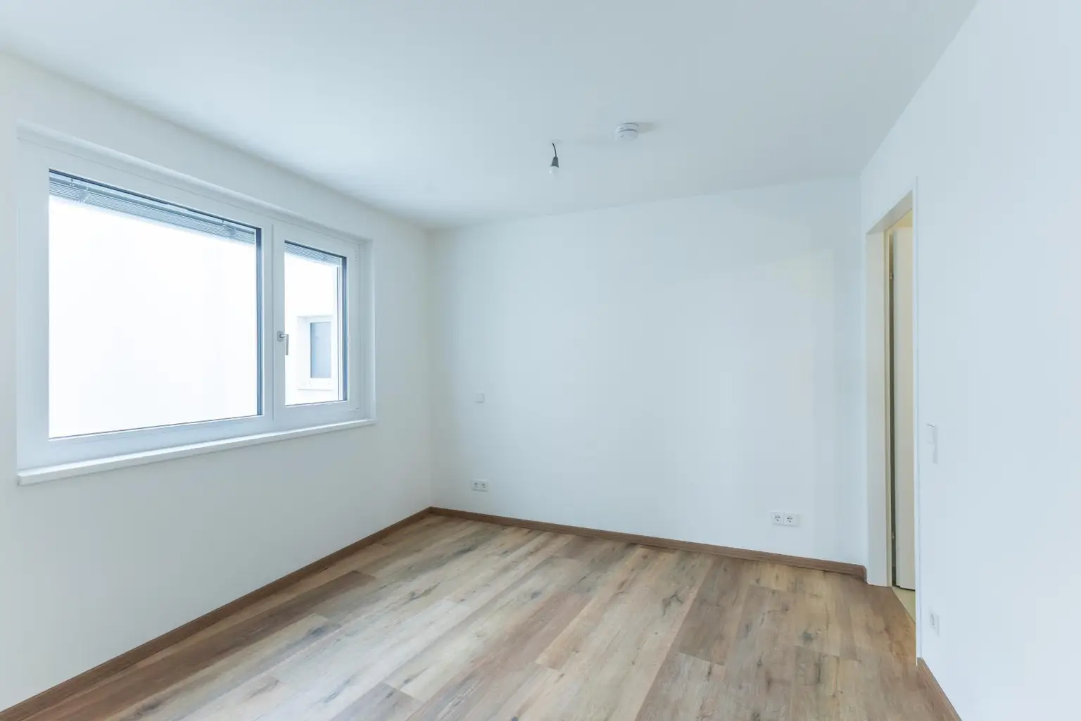 Einzigartiger Grundriss: 2-Zimmer-Wohnung mit Loggia