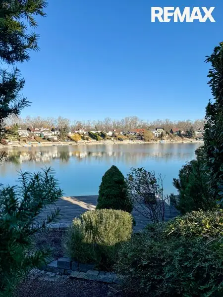 Wohnen am Wasser - ca. 189 m² Wohnfläche & direkter Seezugang auf Pachtgrund!