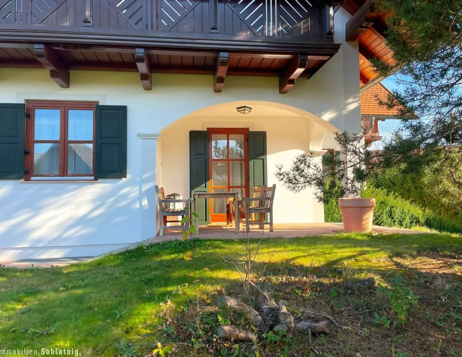 RÜCKZUGSORT IM JOGLLAND! Landhausvilla mit Wellness & Jagdhausoption!