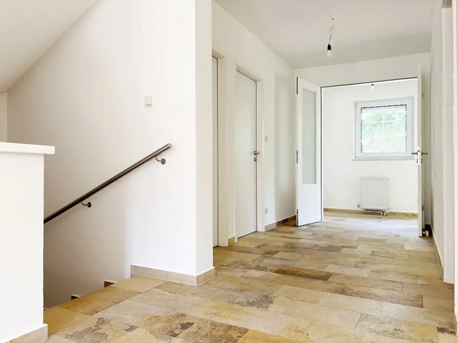 Ruhe-Oase in Mauer! Sonniges Reihenhaus mit 6 Zimmern, Garten und Garage!