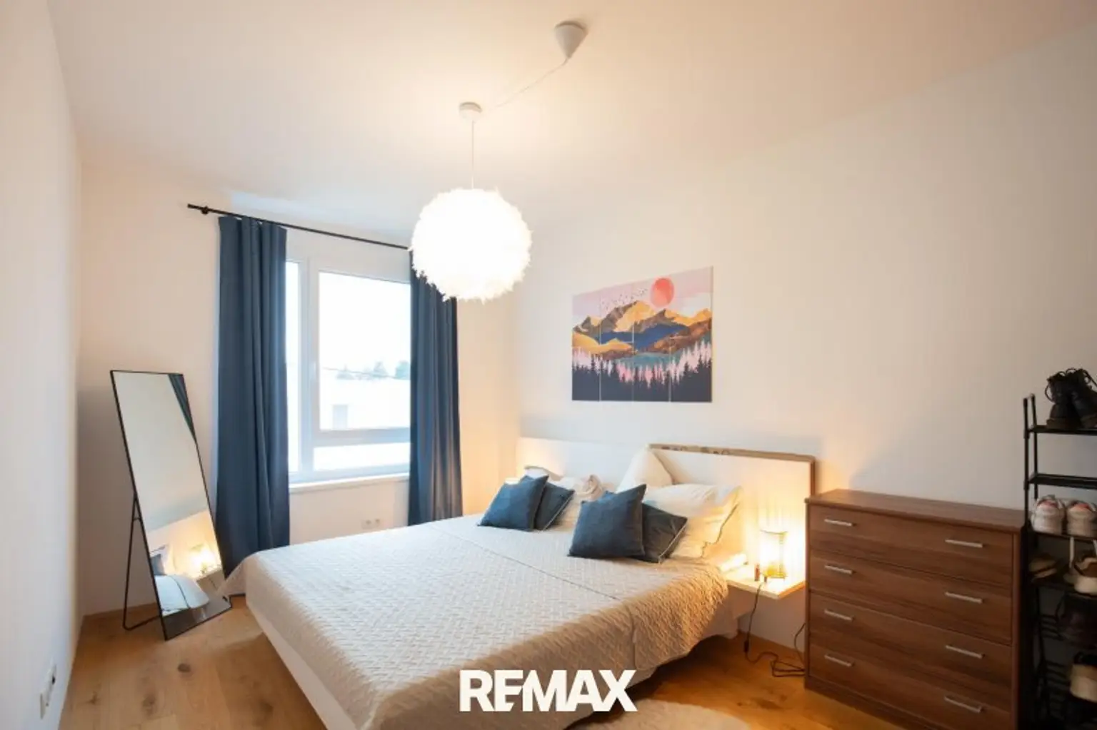 Schlafzimmer 2 OG