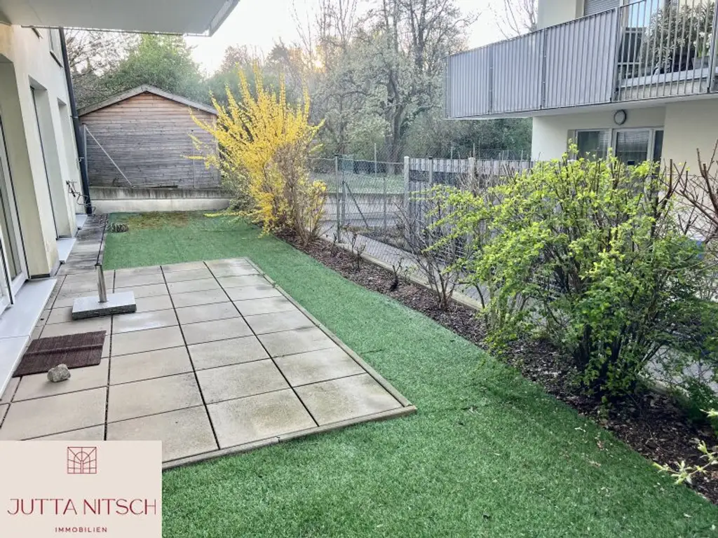 Barrierefreie Gartenwohnung mit zwei Terrassen und zwei Garagenplätzen - Gießhübl Zentrum
