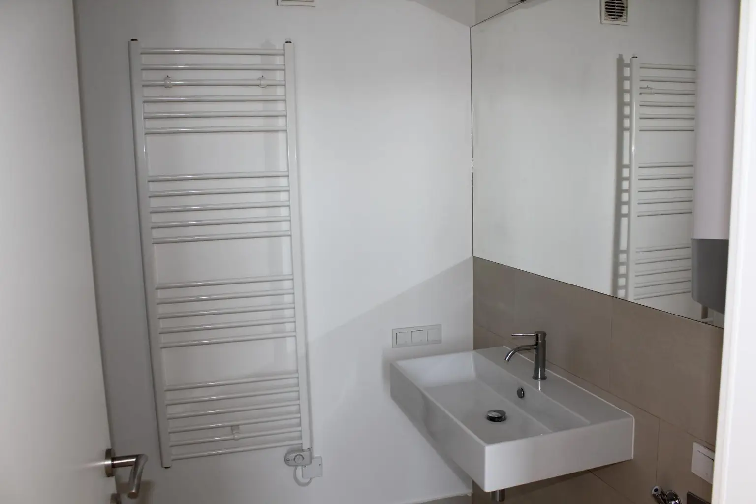 "33 m² Dachterrasse mit Wohnung"